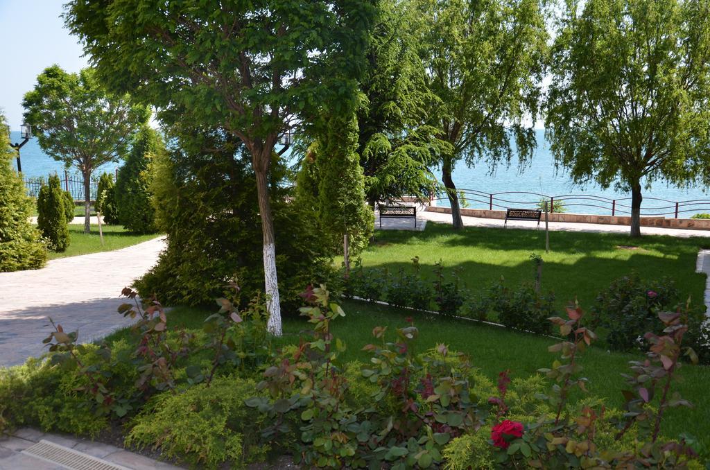 Single Private Apartments In Marina View Fort Beach Sveti Vlas Esterno foto