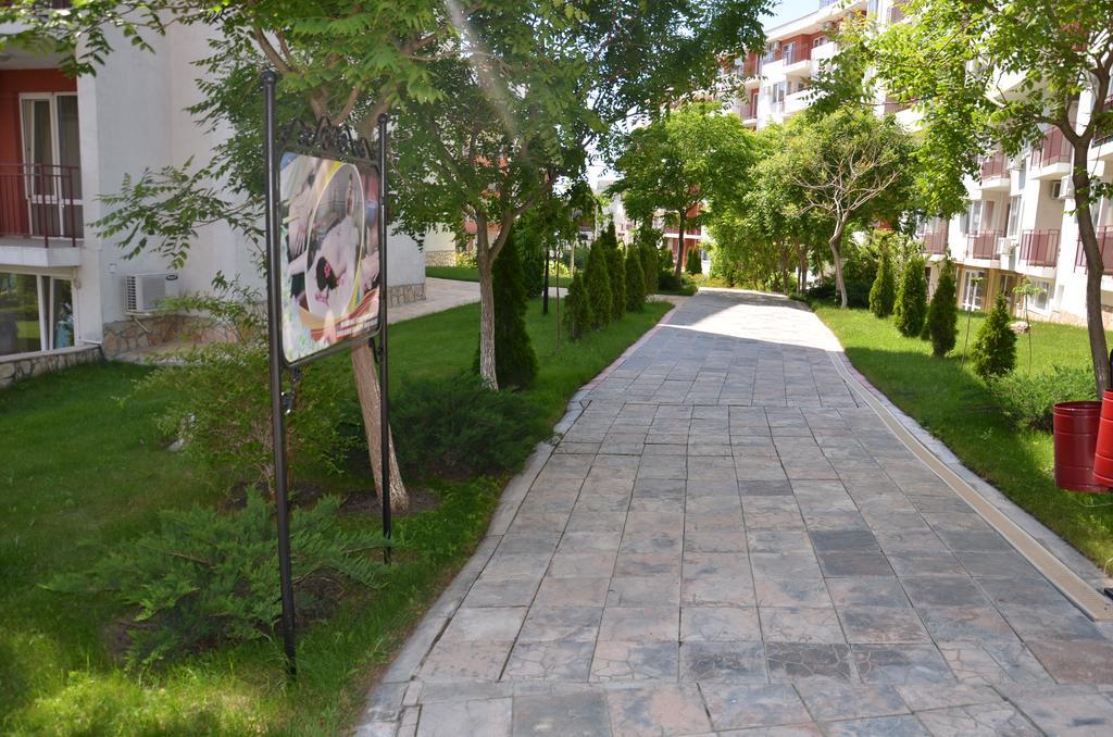 Single Private Apartments In Marina View Fort Beach Sveti Vlas Esterno foto