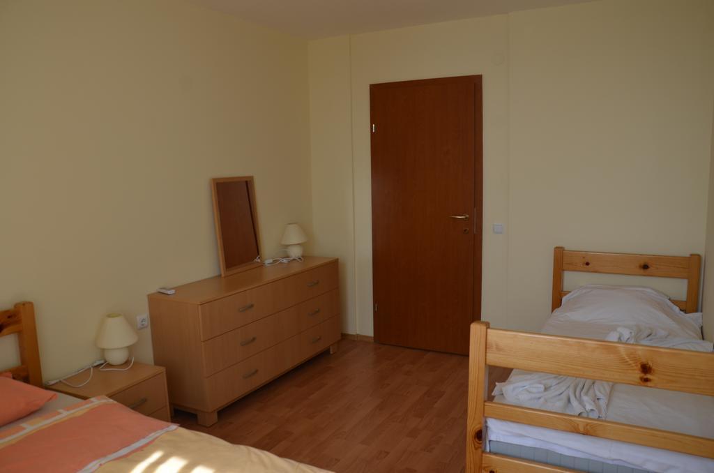 Single Private Apartments In Marina View Fort Beach Sveti Vlas Esterno foto