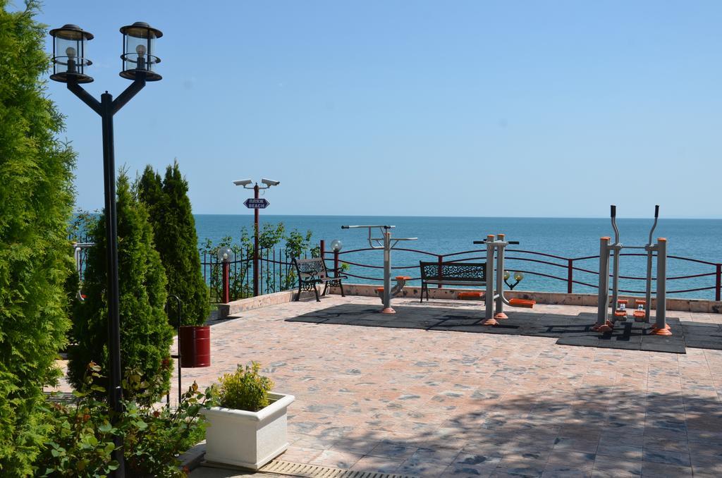 Single Private Apartments In Marina View Fort Beach Sveti Vlas Esterno foto