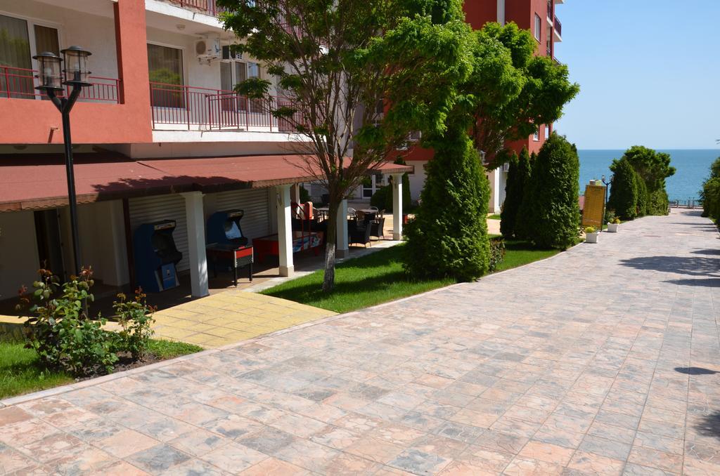 Single Private Apartments In Marina View Fort Beach Sveti Vlas Esterno foto
