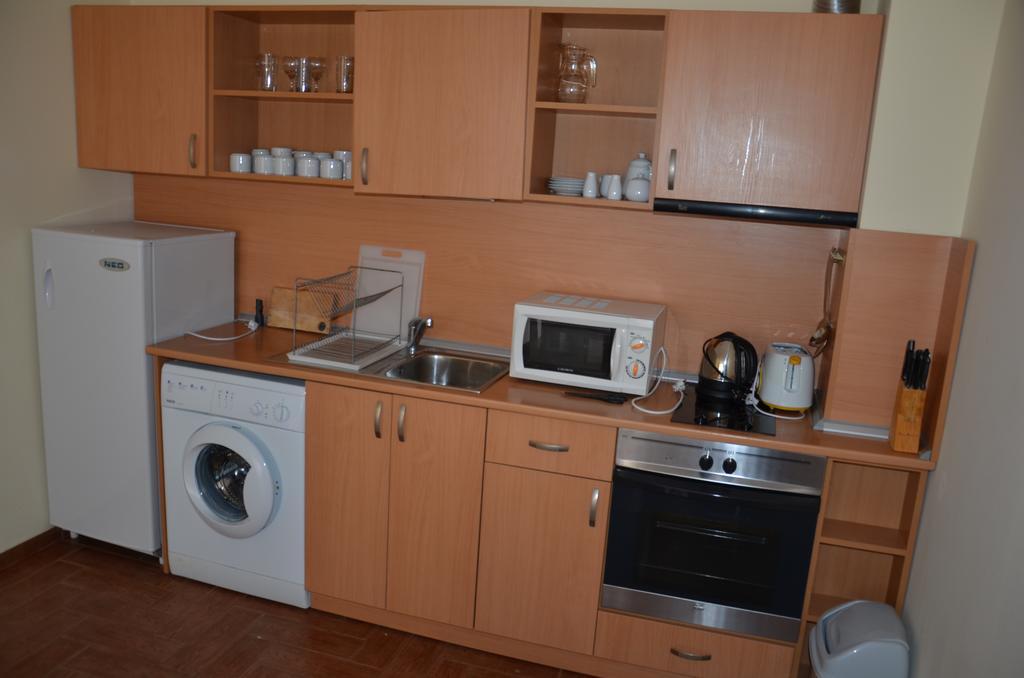 Single Private Apartments In Marina View Fort Beach Sveti Vlas Esterno foto